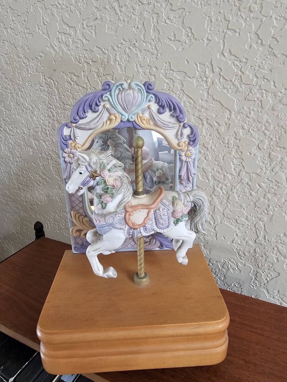 Vintage Westland Carousel Horse Music Box Mirror - Pastel Lavender and White